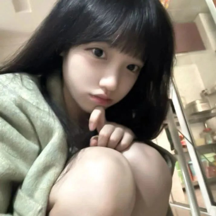 多梦女孩封面